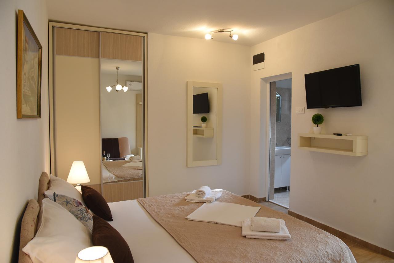 Apartments & Rooms Jelka Kotor Exterior photo